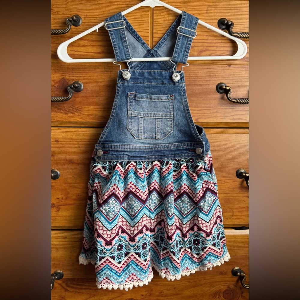 Jordache denim overall dress Aztec print skirt and a crochet hem size 4/5